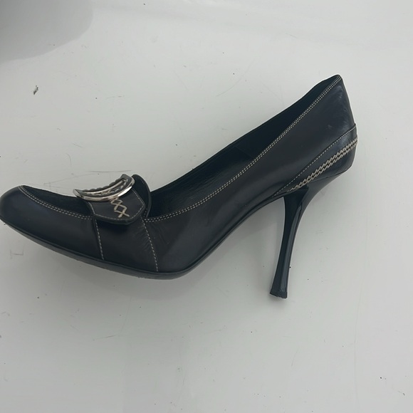 Authentic Vintage DIOR shoes  | Authentic Vintage Dior Round Closed Toe CD logo - Picture 4 of 13